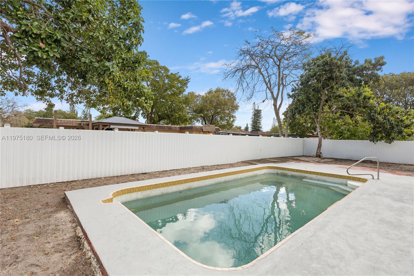 HEATHGATE - Residential