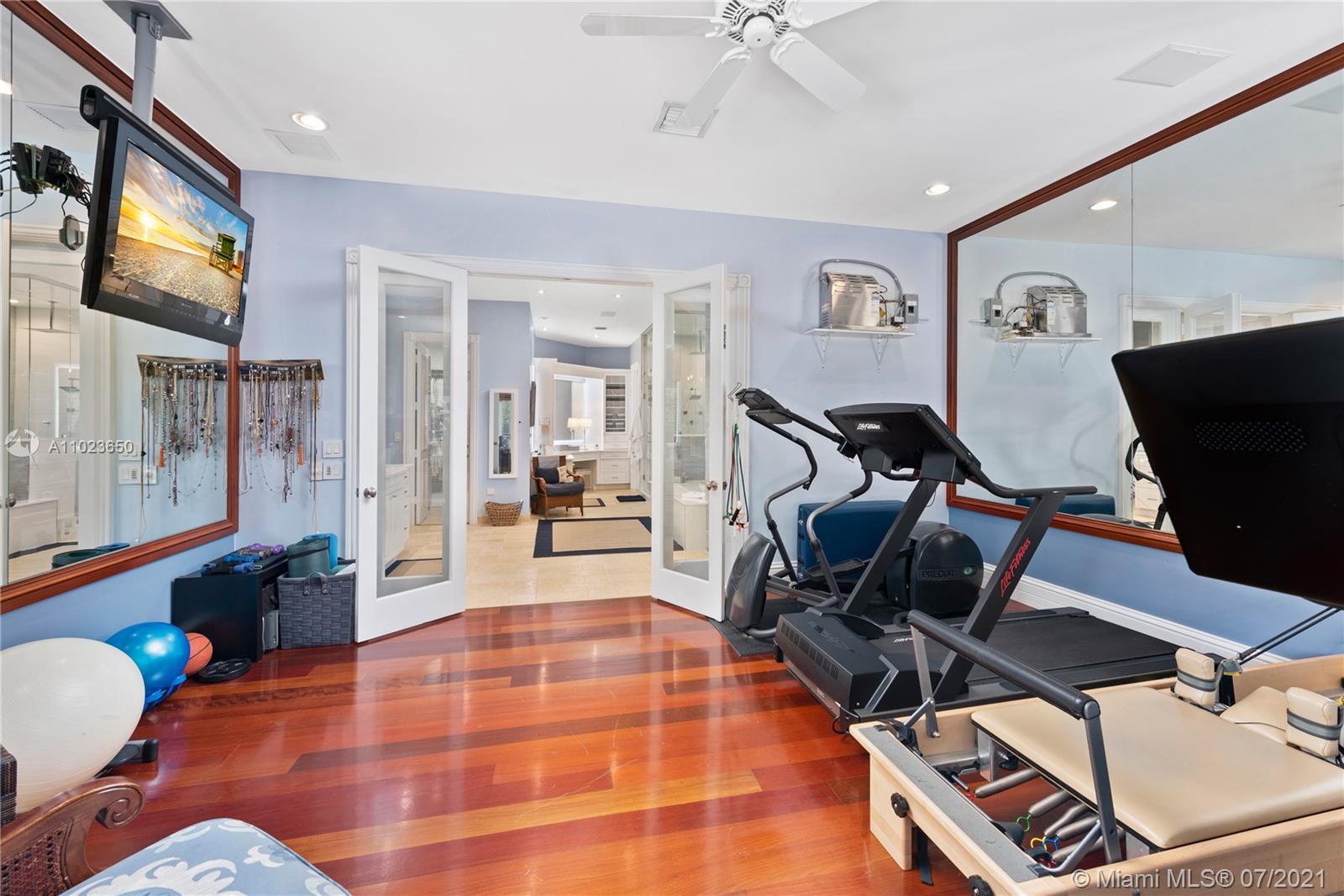 HELMS COUNTRY ESTATES ADD - Residential