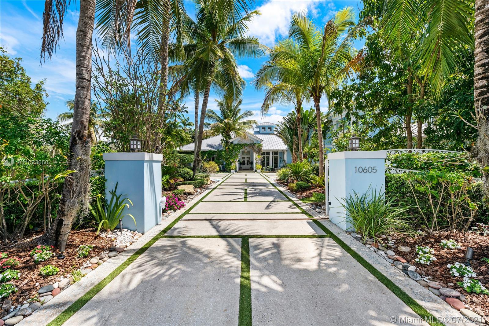 HELMS COUNTRY ESTATES ADD - Residential