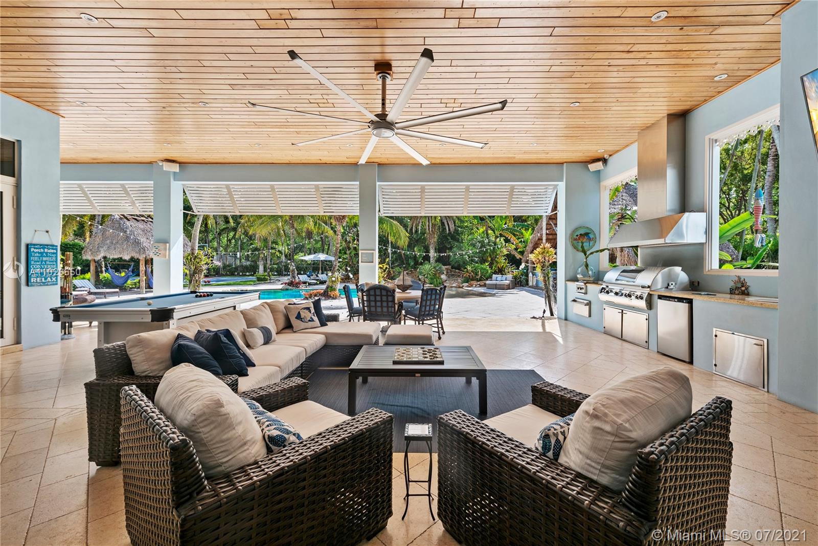 HELMS COUNTRY ESTATES ADD - Residential