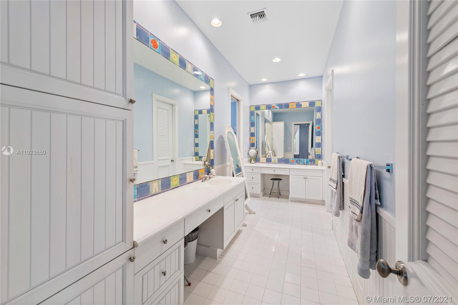 HELMS COUNTRY ESTATES ADD - Residential