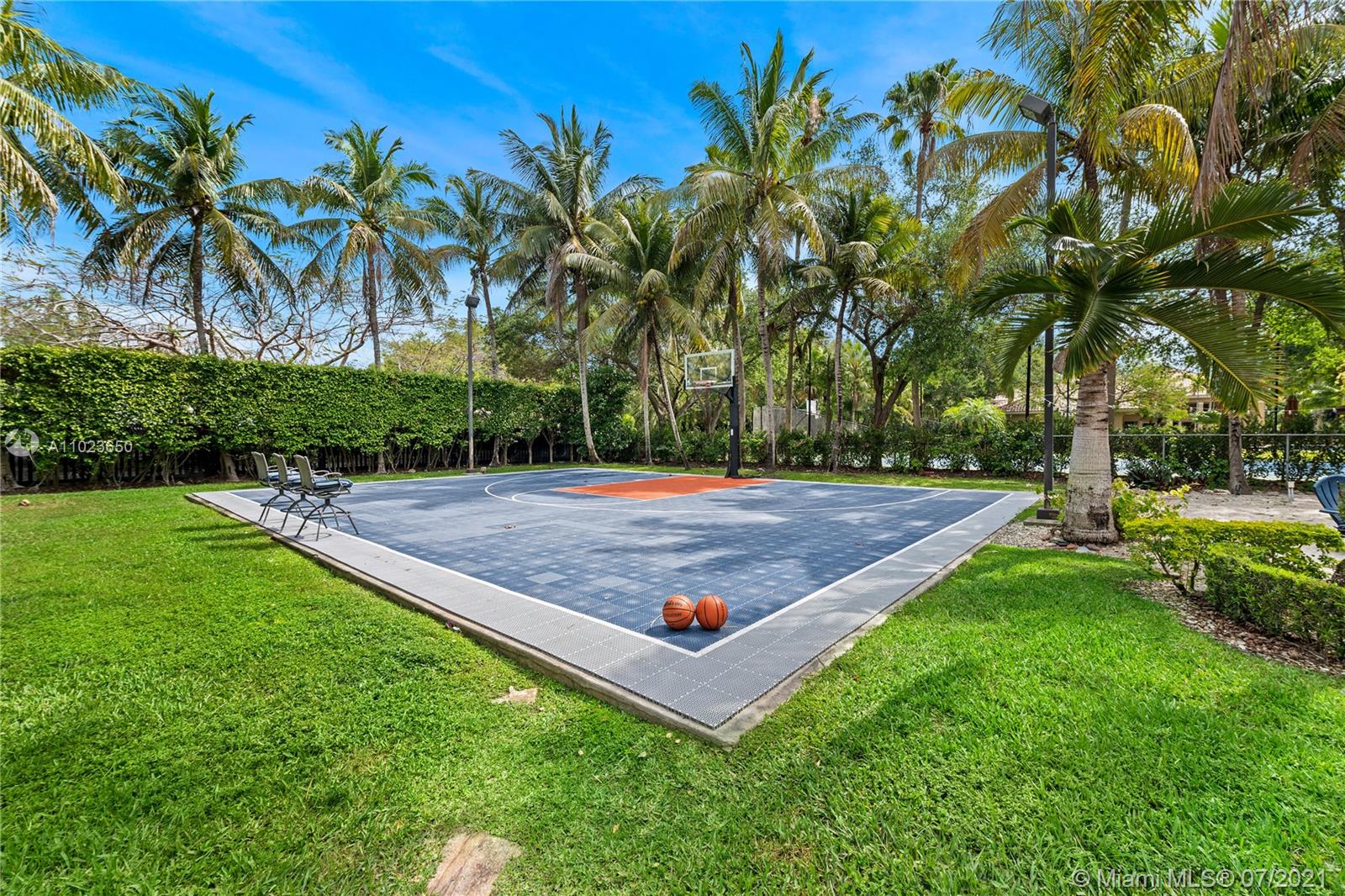 HELMS COUNTRY ESTATES ADD - Residential