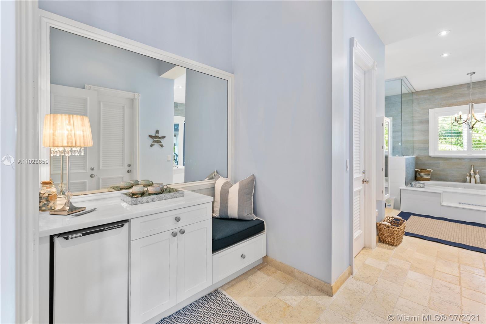 HELMS COUNTRY ESTATES ADD - Residential