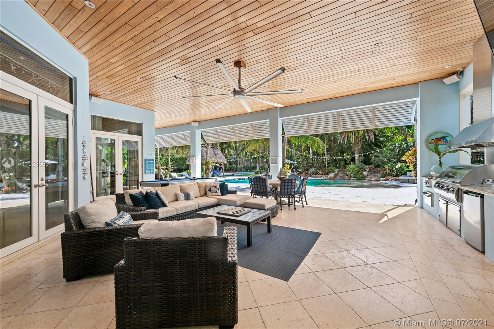 HELMS COUNTRY ESTATES ADD - Residential