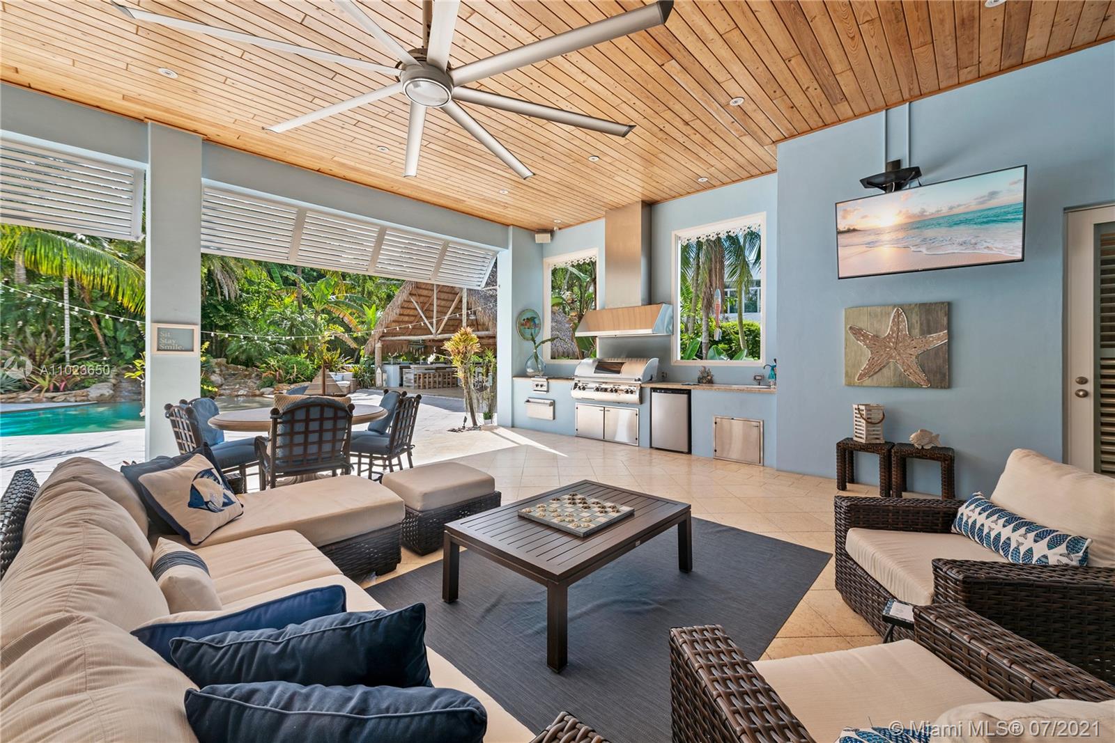 HELMS COUNTRY ESTATES ADD - Residential