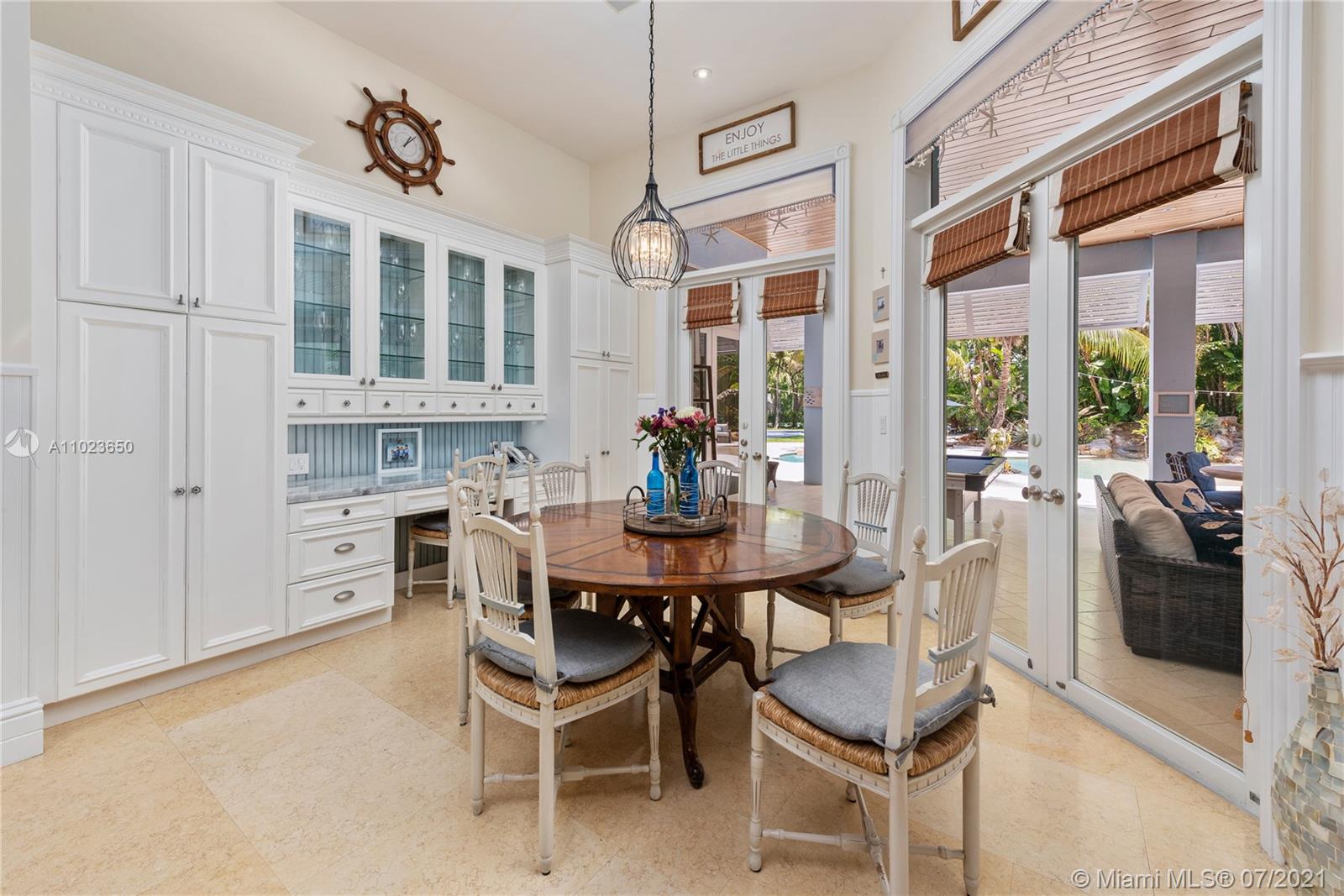 HELMS COUNTRY ESTATES ADD - Residential