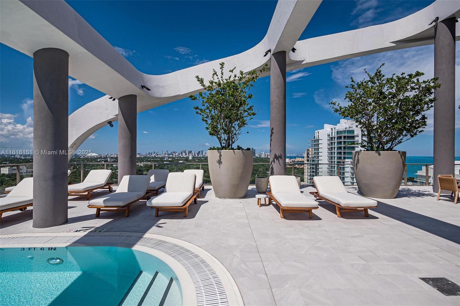 2678 Tigertail Ave 1104, Miami, Broward County, Florida - 2 Bedrooms  
3 Bathrooms - 