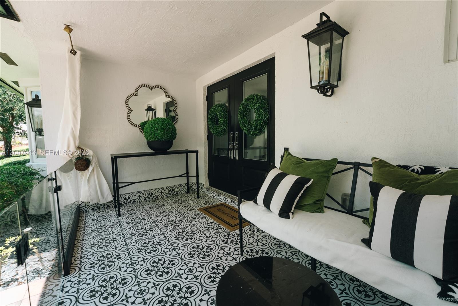MIAMI LAKES - LOCH LOMOND - Residential
