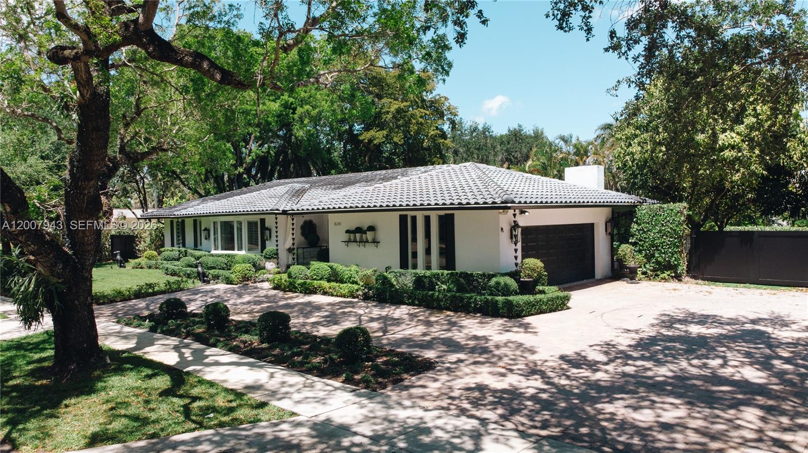 MIAMI LAKES - LOCH LOMOND - Residential