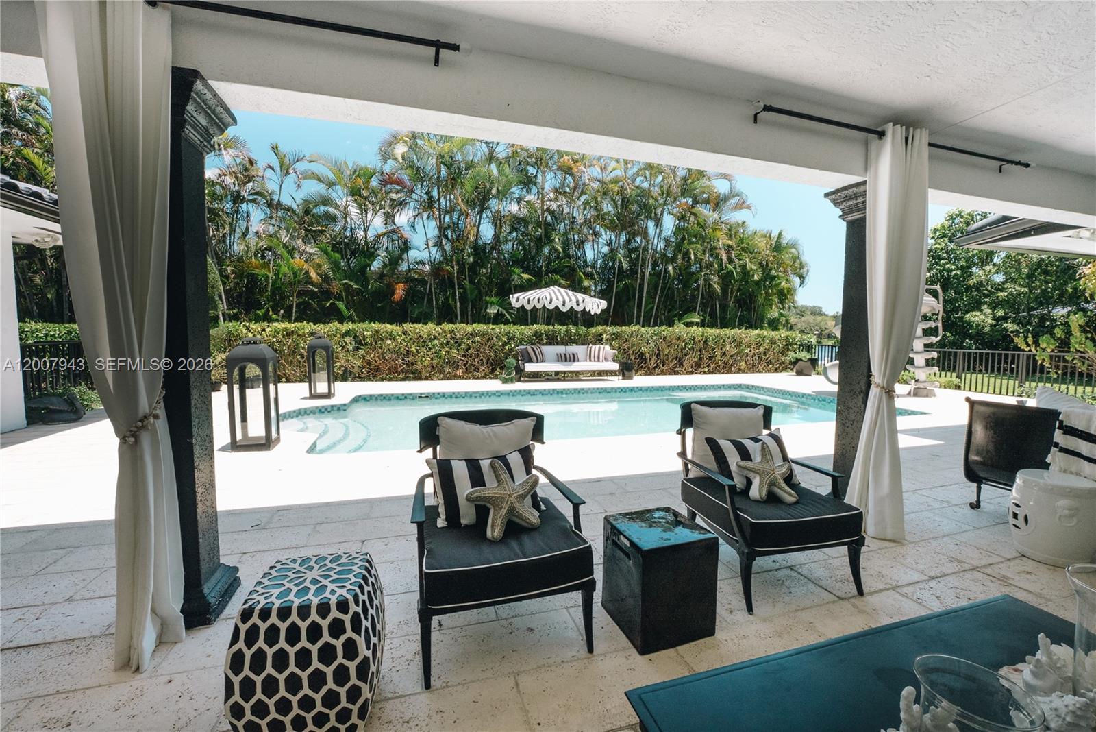 MIAMI LAKES - LOCH LOMOND - Residential