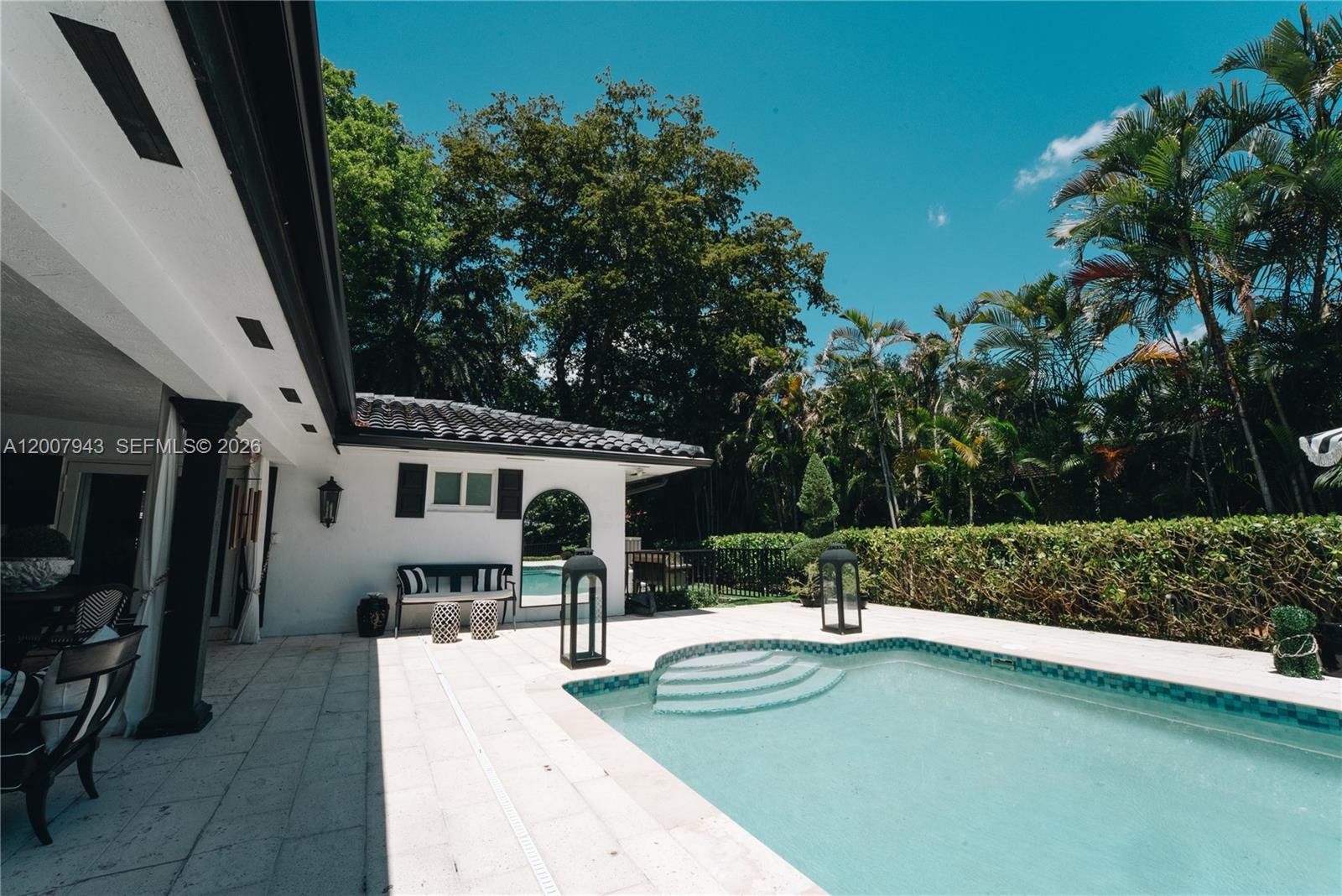 MIAMI LAKES - LOCH LOMOND - Residential