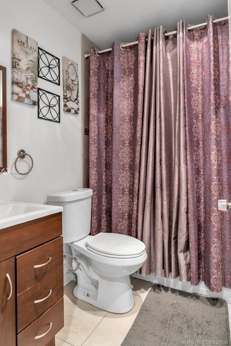 TURTLE BAY - Residential Lease