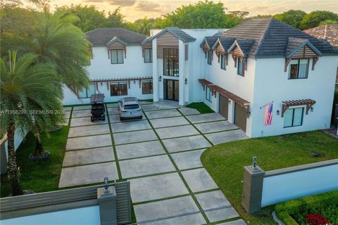 4844 NW 94th Doral Pl Doral FL 33178