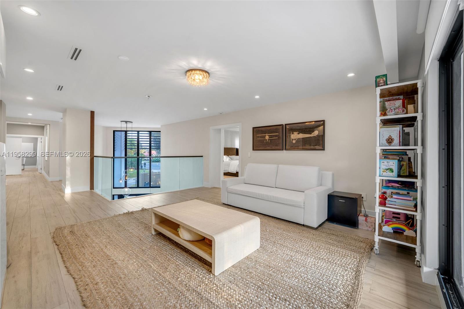 DORAL ESTATES - Residential