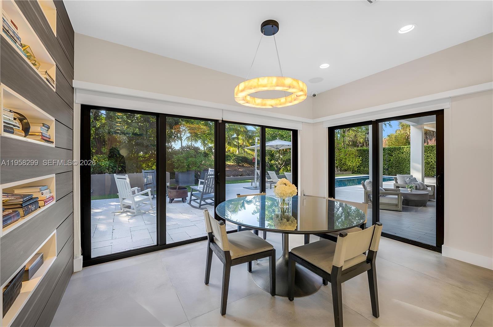 DORAL ESTATES - Residential