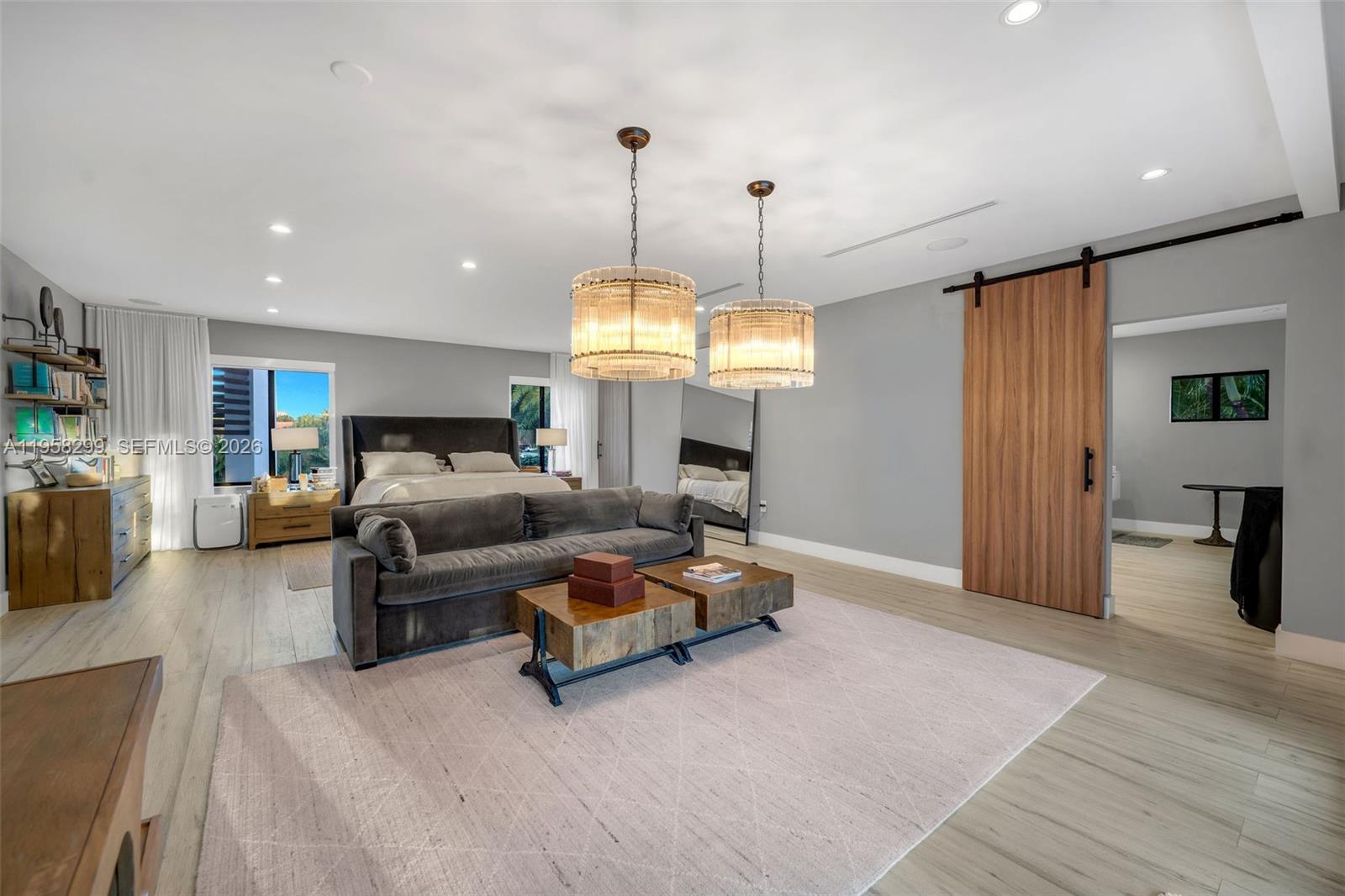 DORAL ESTATES - Residential