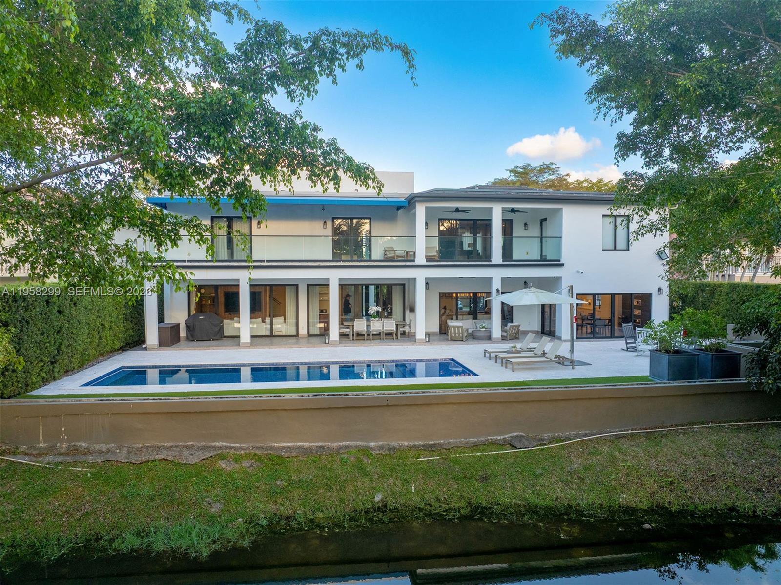 DORAL ESTATES - Residential