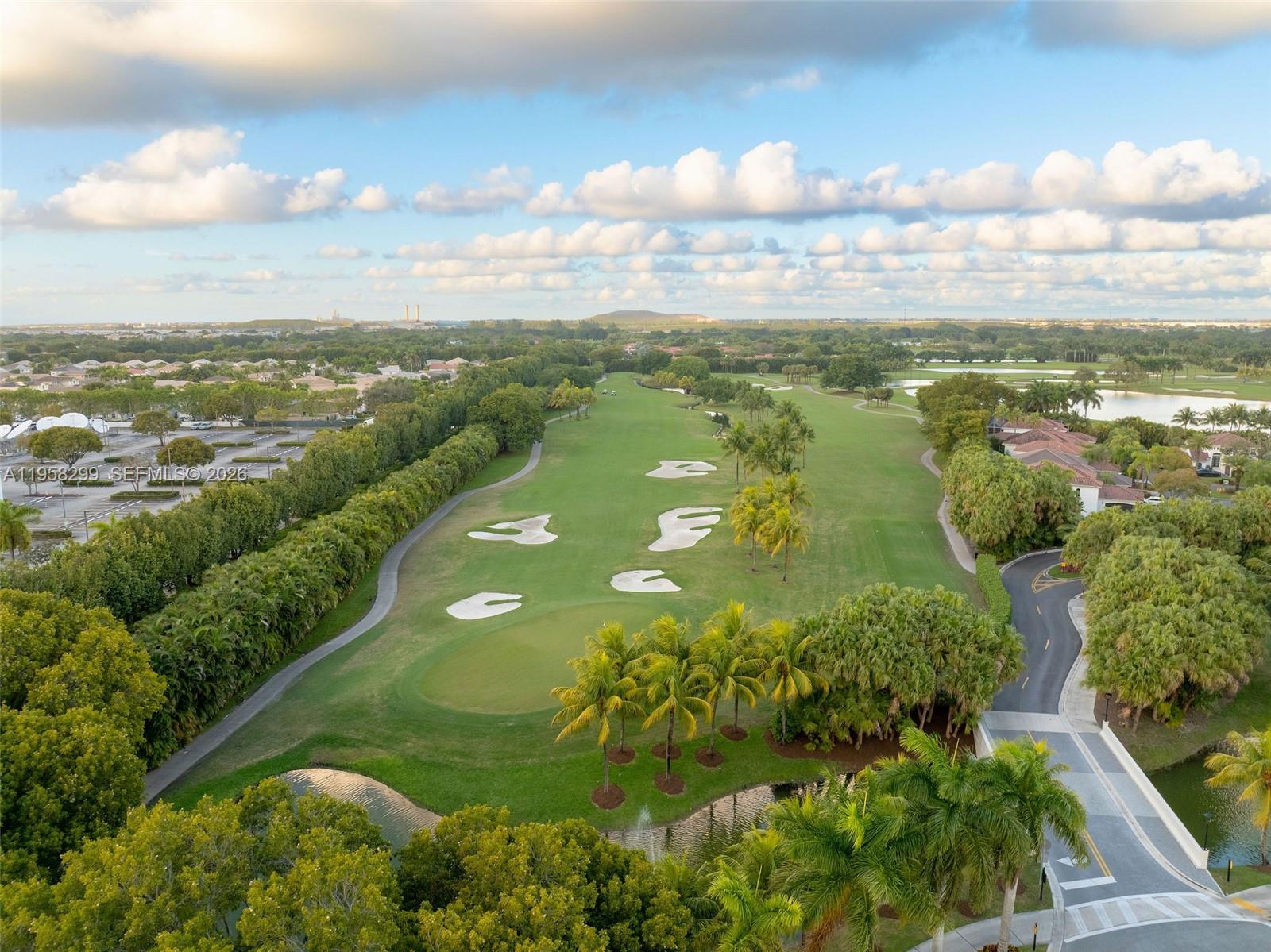 DORAL ESTATES - Residential