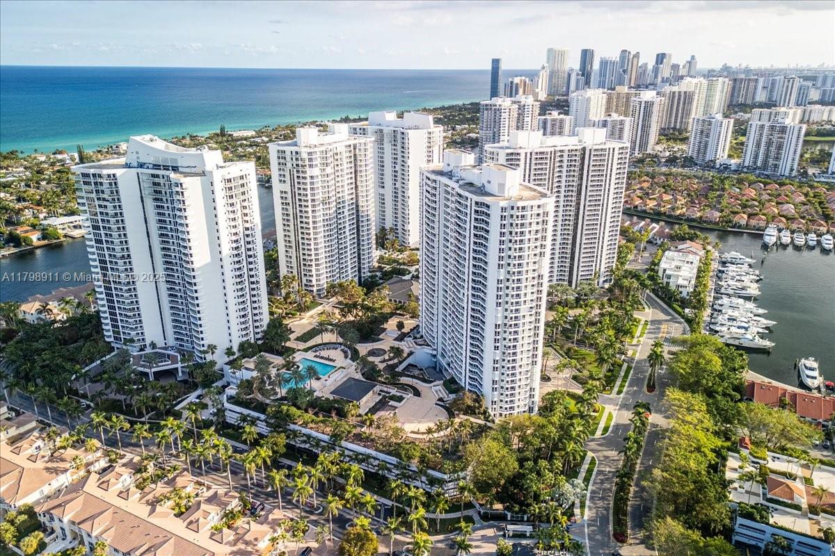 21205 Yacht Club Dr 308