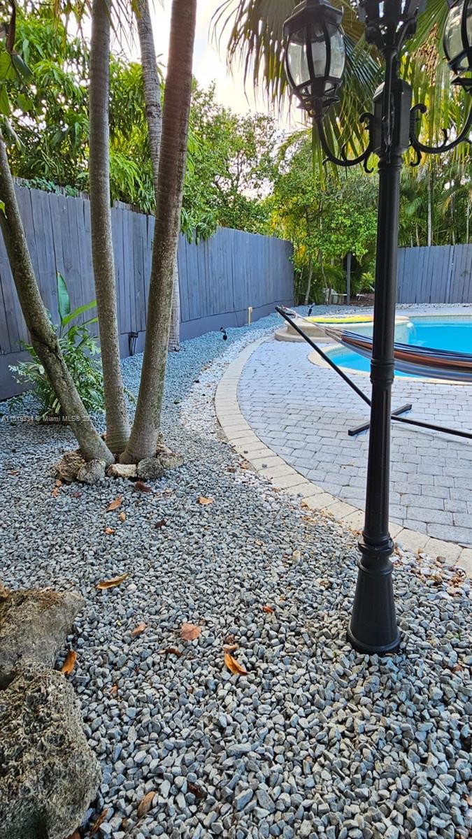 EL PORTAL SEC 3 - Residential Lease