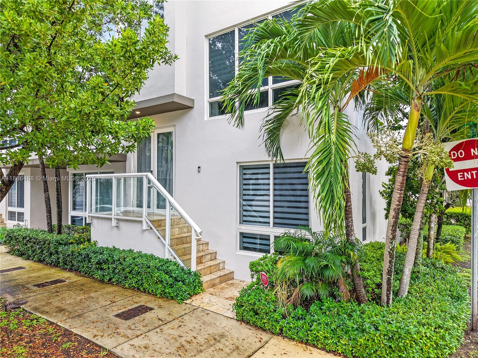 LANDMARK AT DORAL - Residential Lease