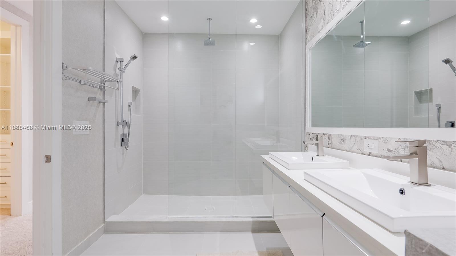 LANDMARK AT DORAL - Residential Lease
