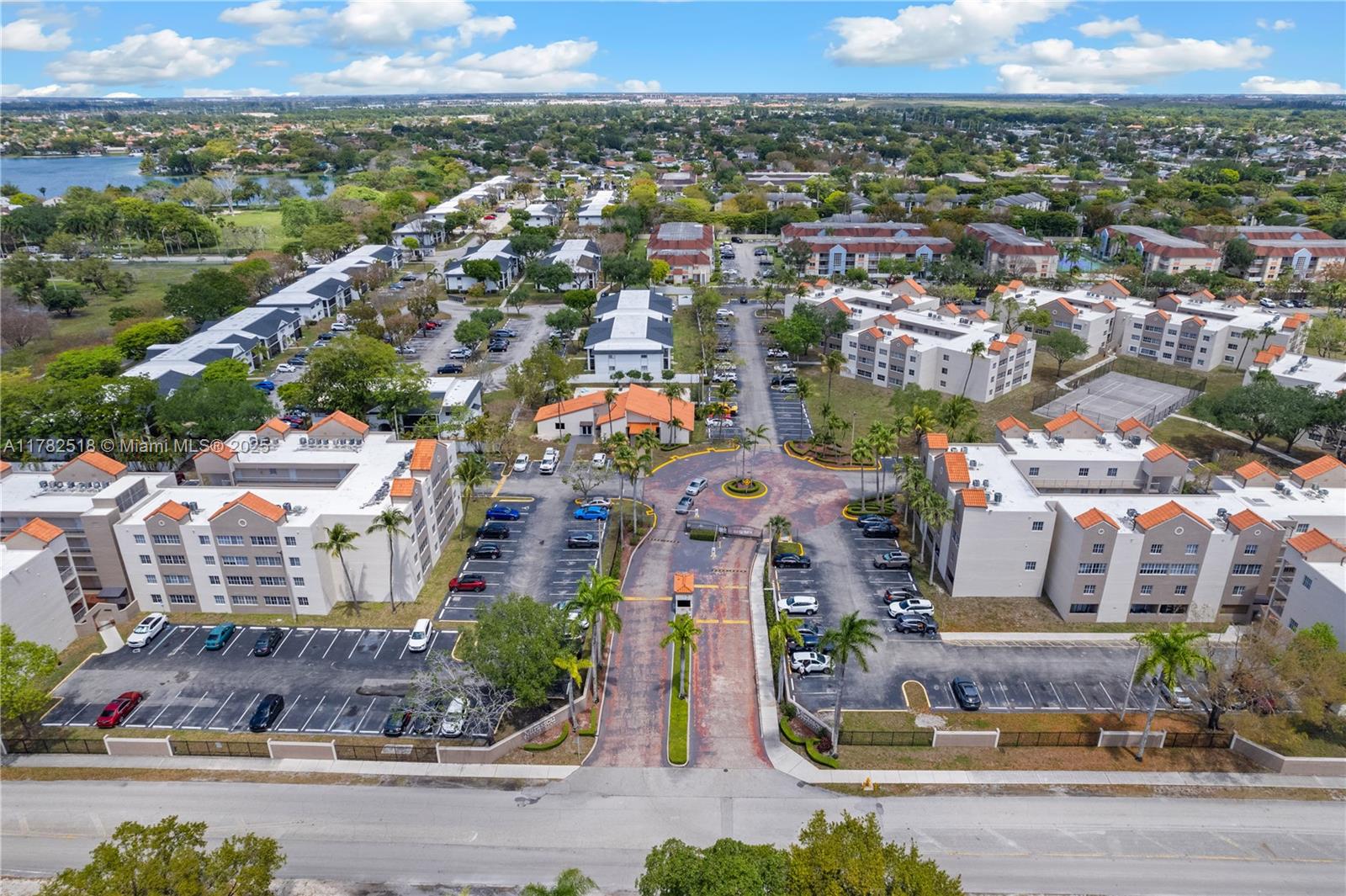 MIRASSOU CONDO - Residential