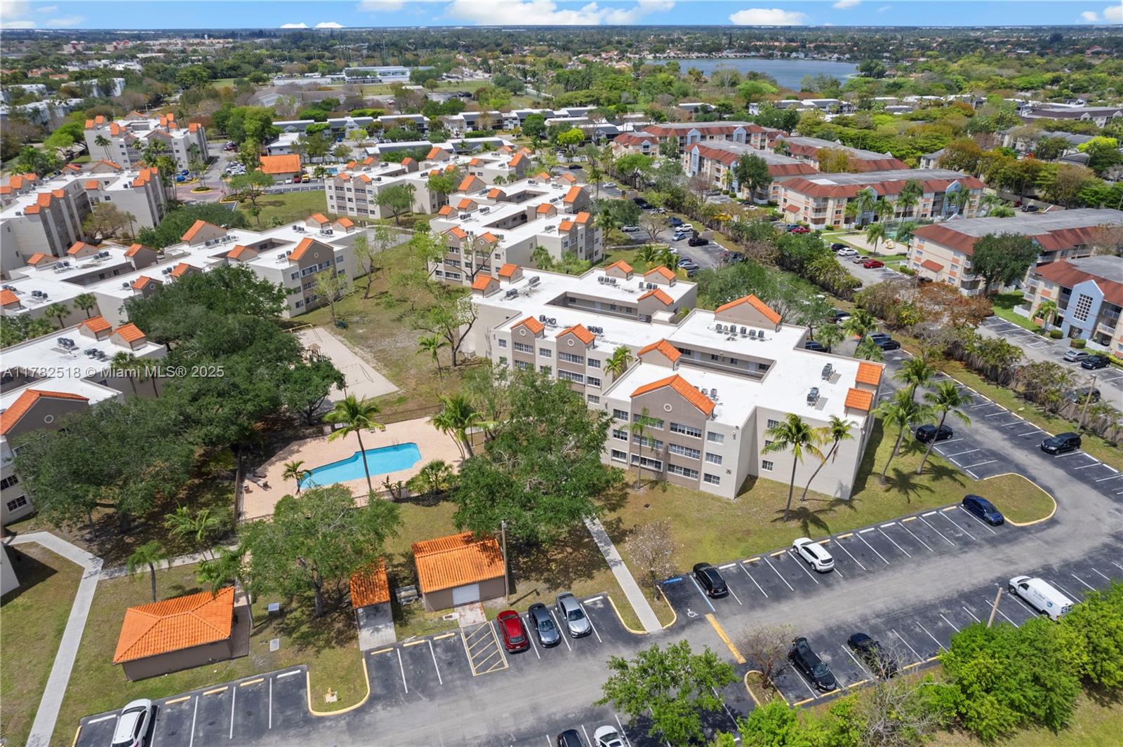MIRASSOU CONDO - Residential
