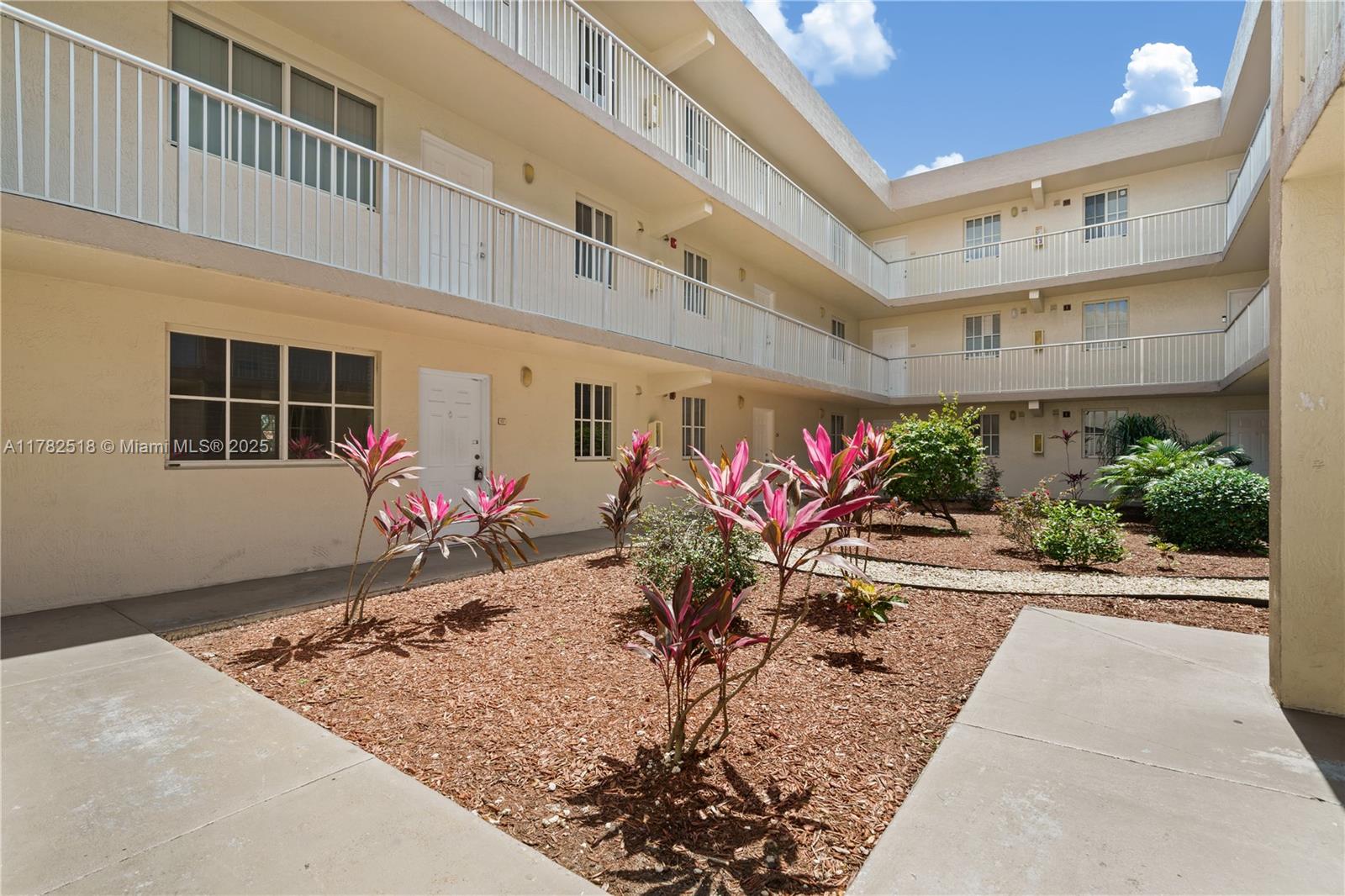 MIRASSOU CONDO - Residential