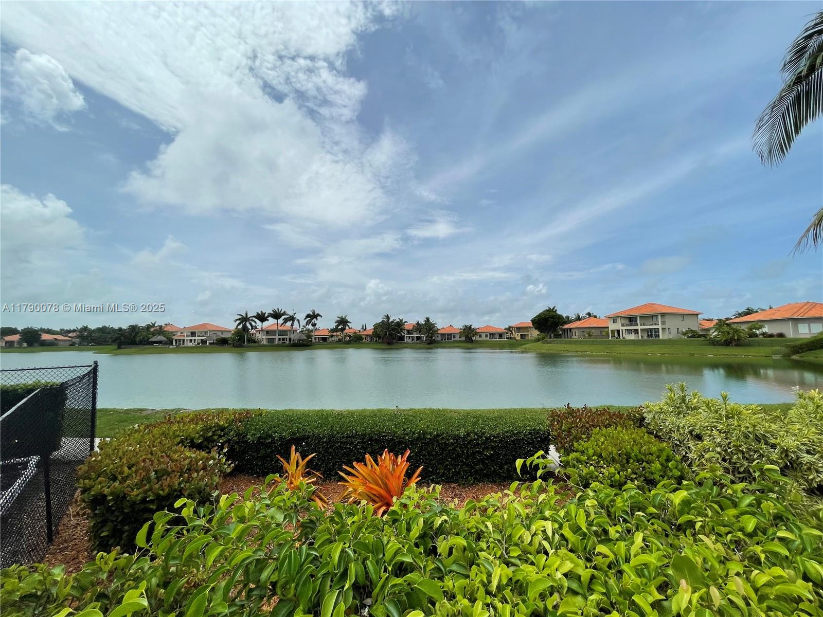 CUTLER CAY - Residential