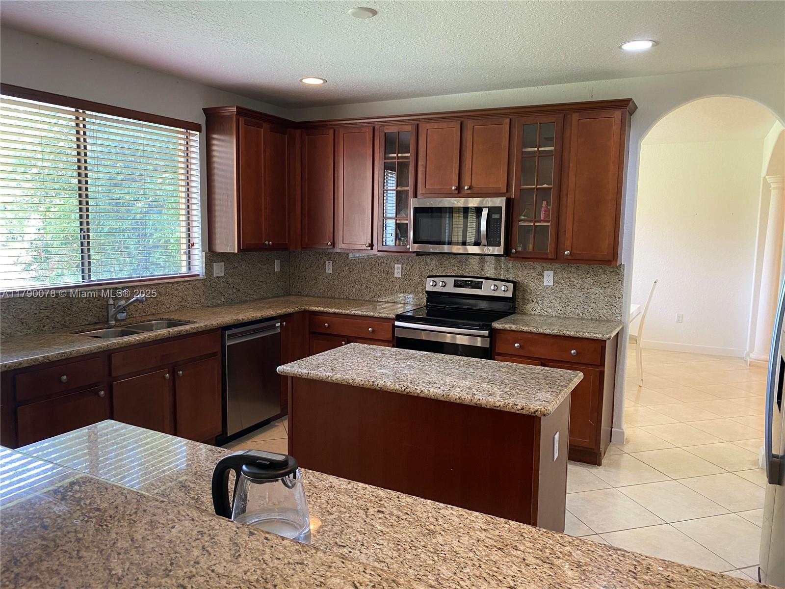 CUTLER CAY - Residential