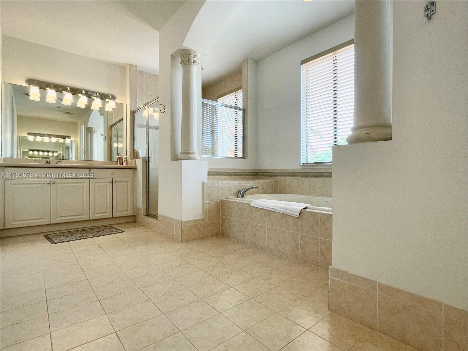 CUTLER CAY - Residential