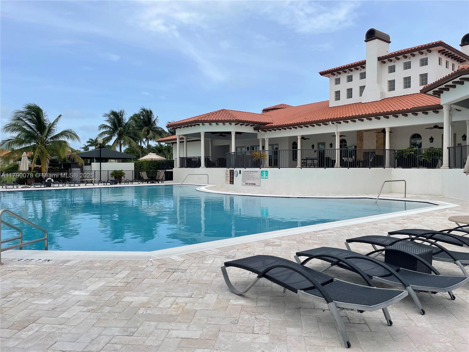 CUTLER CAY - Residential
