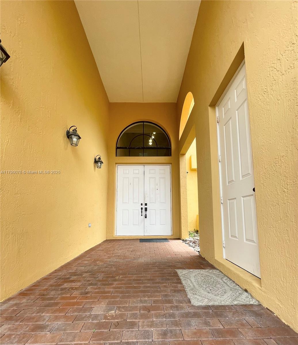 CUTLER CAY - Residential