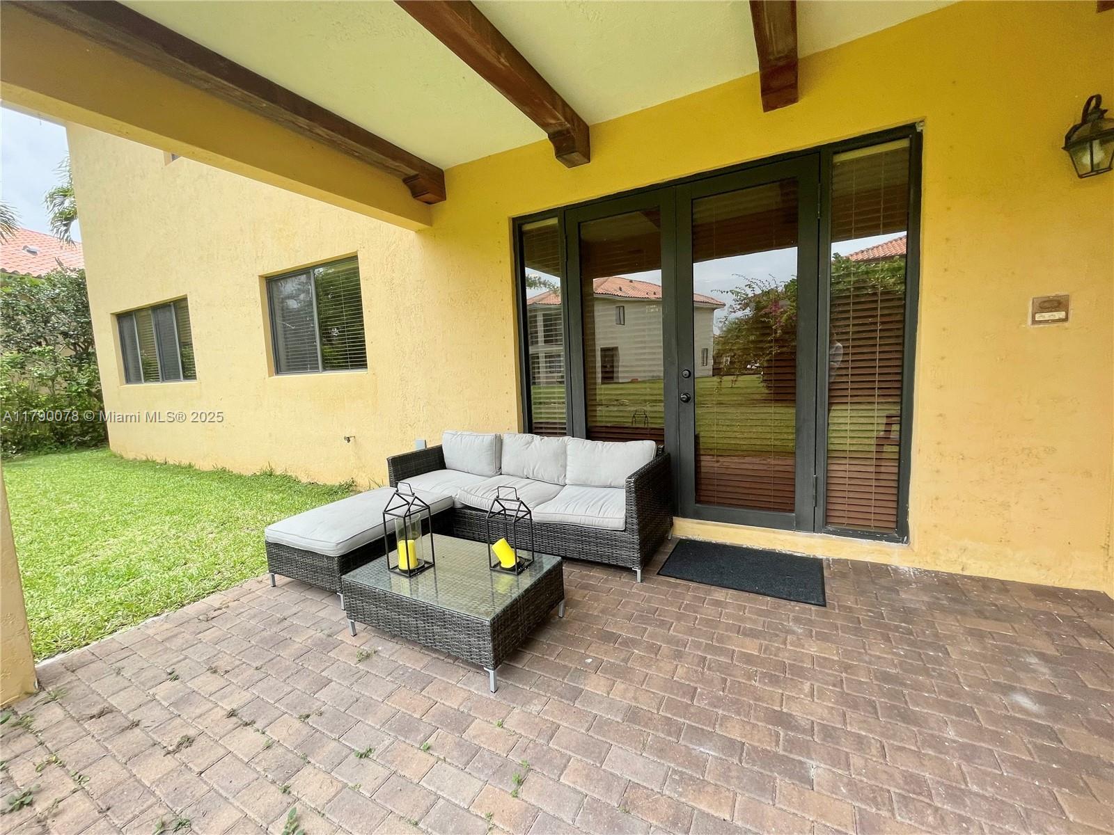 CUTLER CAY - Residential
