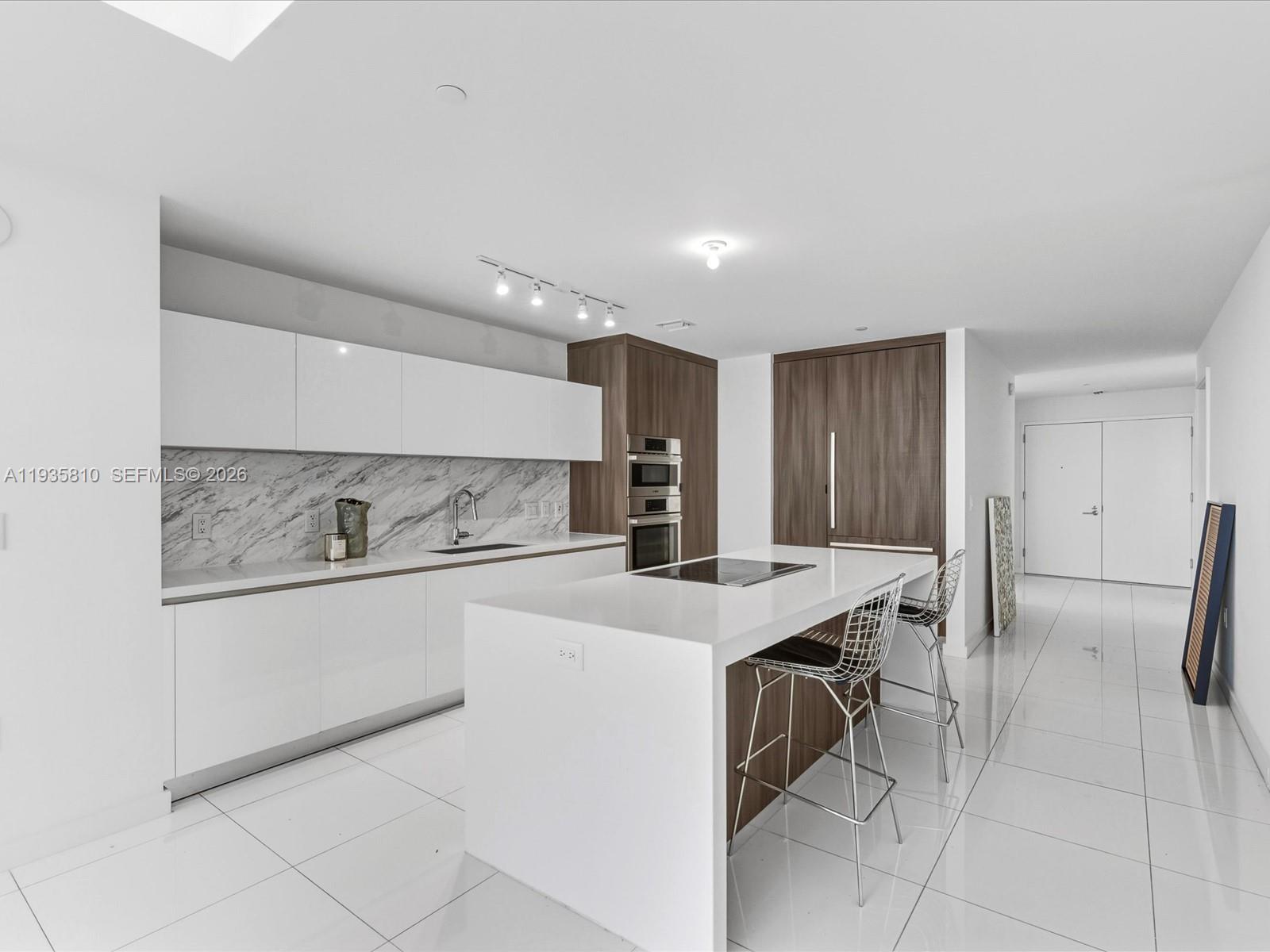 PARAMOUNT MIAMI WORLDCENT - Residential