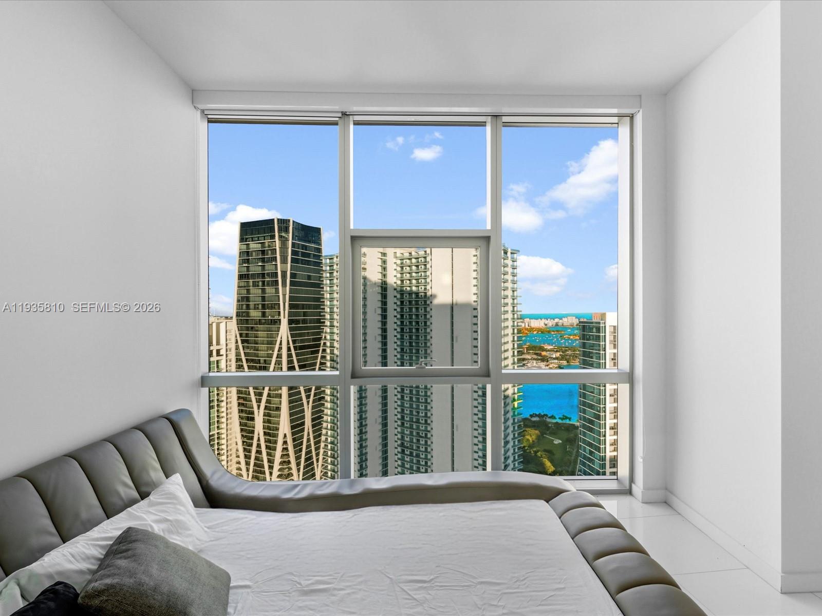 PARAMOUNT MIAMI WORLDCENT - Residential