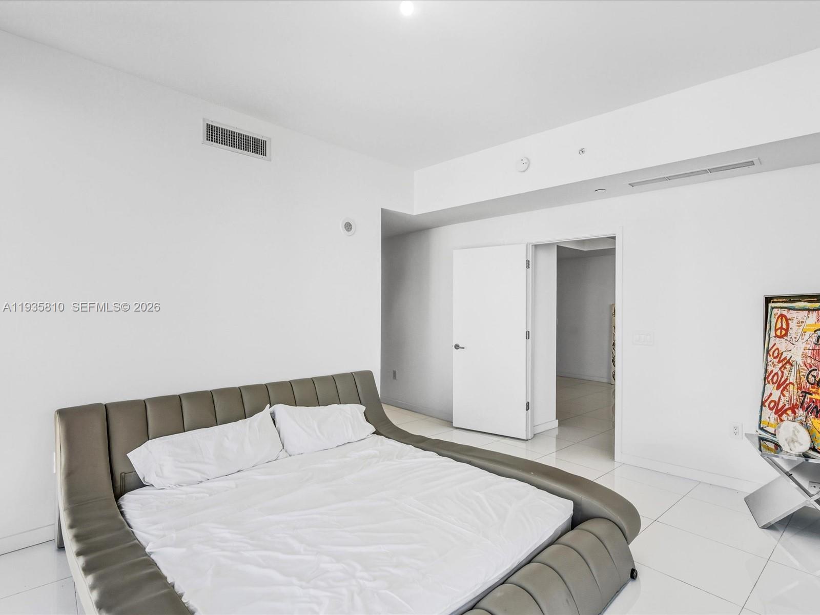 PARAMOUNT MIAMI WORLDCENT - Residential