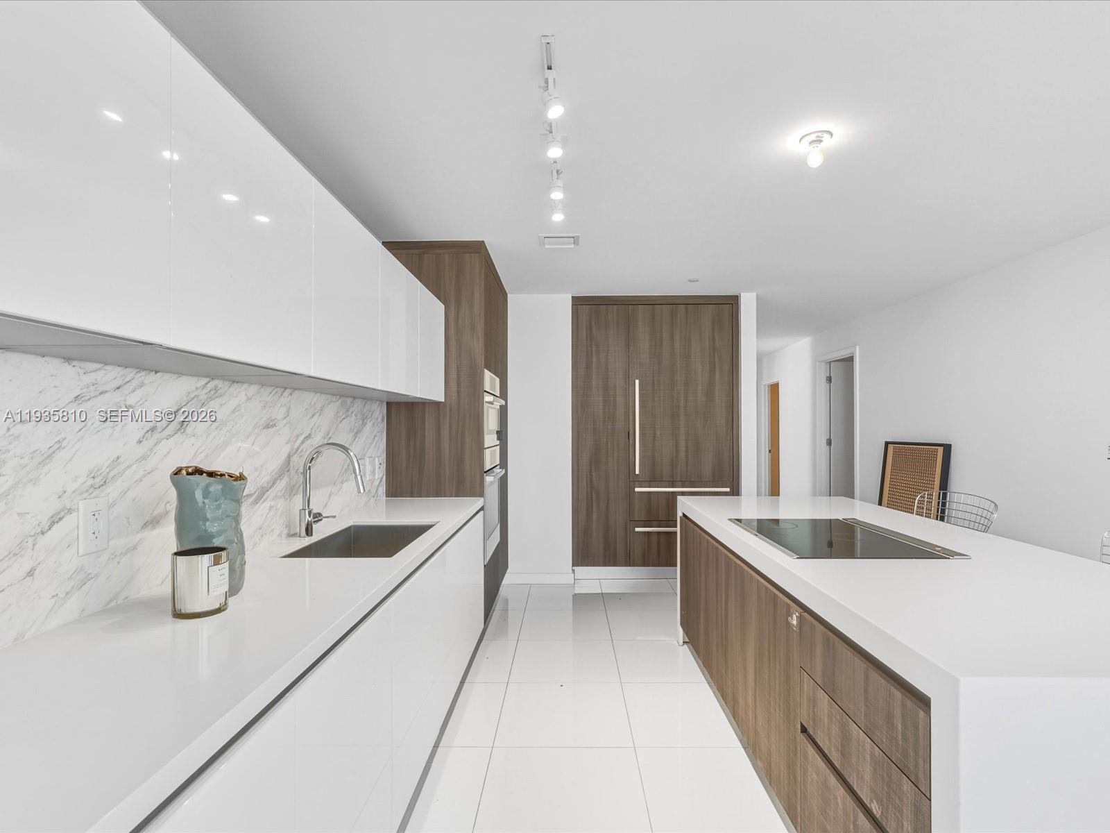 PARAMOUNT MIAMI WORLDCENT - Residential