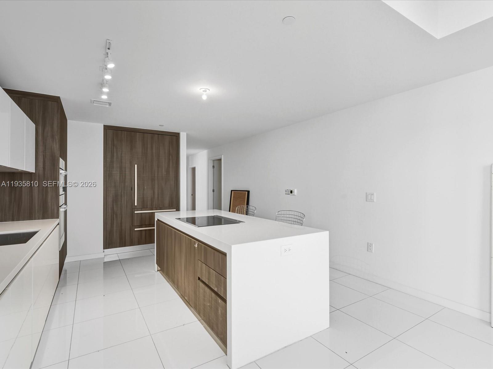 PARAMOUNT MIAMI WORLDCENT - Residential