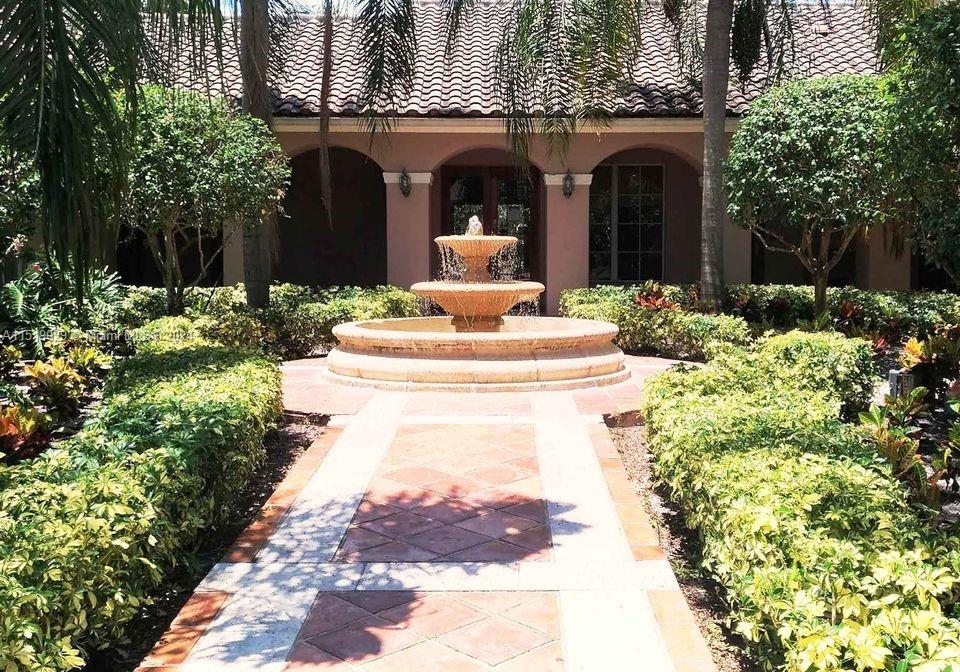 ST ANDREWS CONDO - Residential Lease