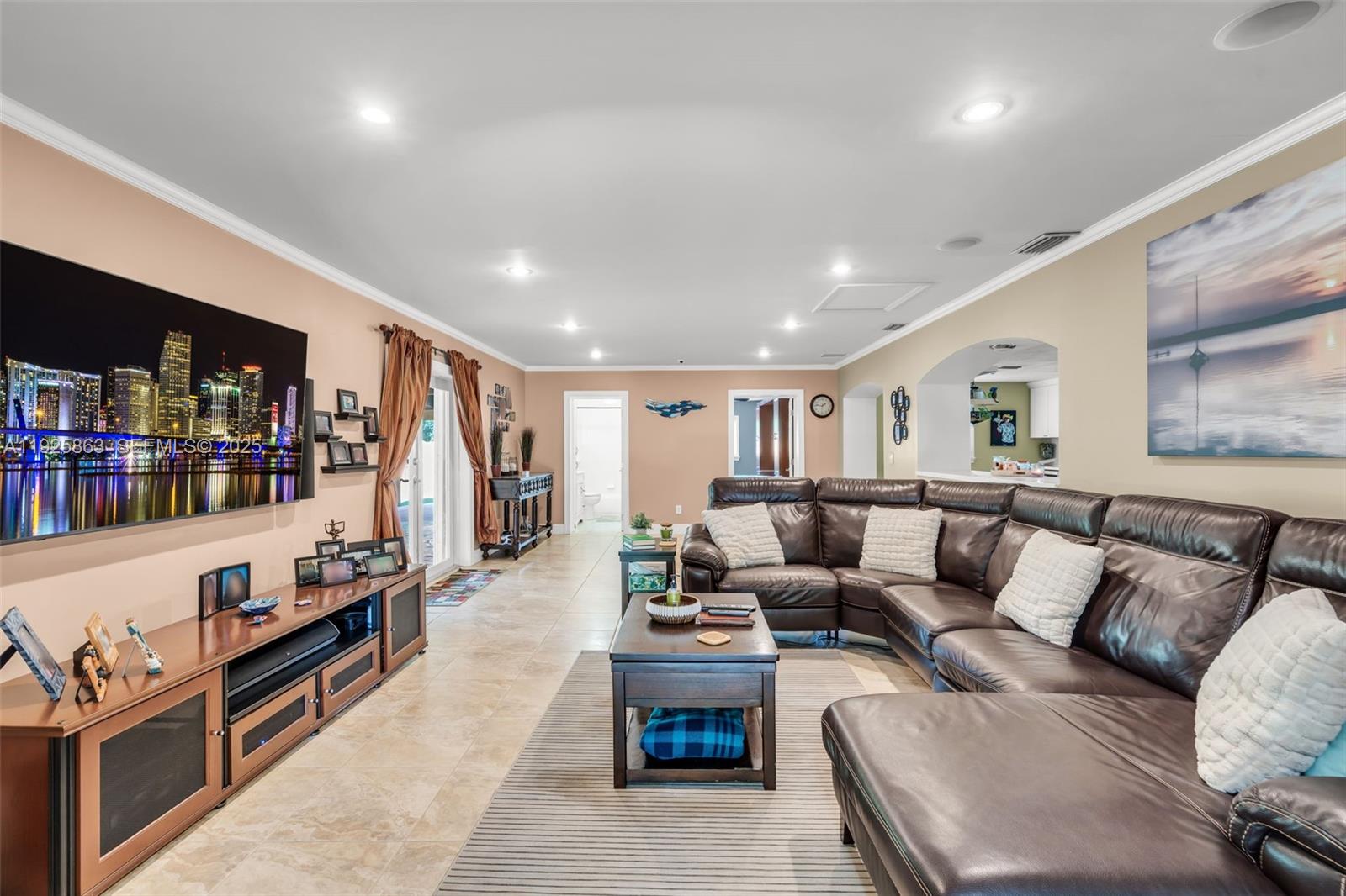 PINE SHORE SEC TWO - Residential