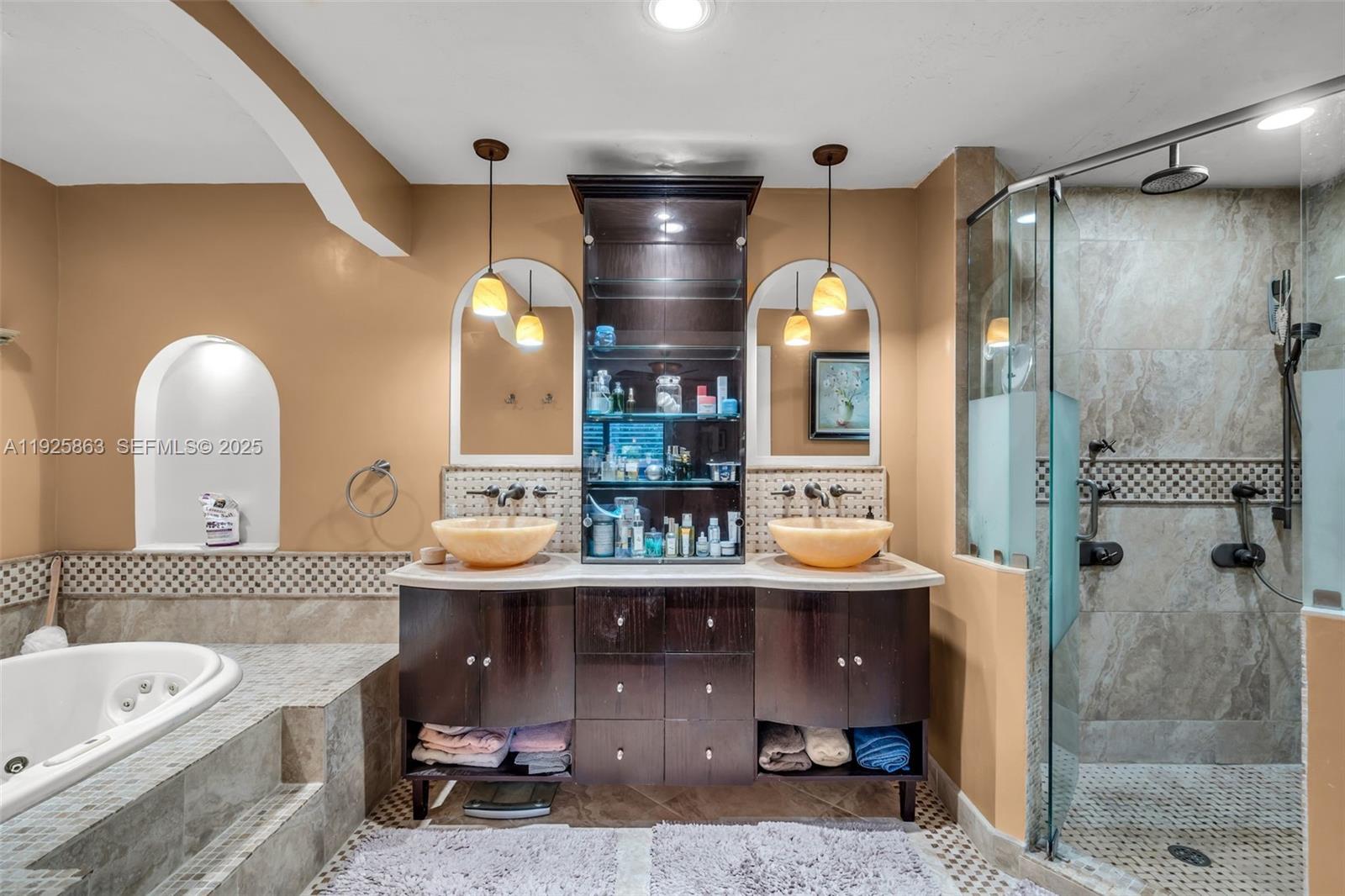 PINE SHORE SEC TWO - Residential