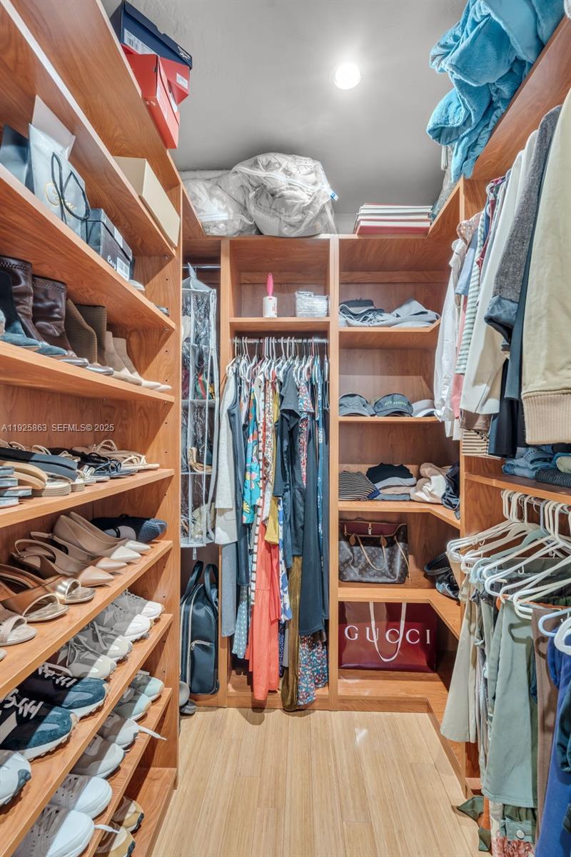 PINE SHORE SEC TWO - Residential