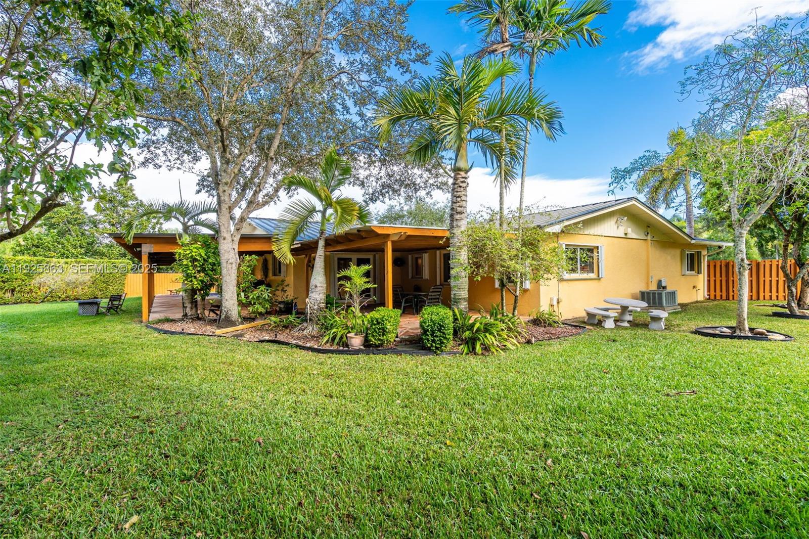 PINE SHORE SEC TWO - Residential