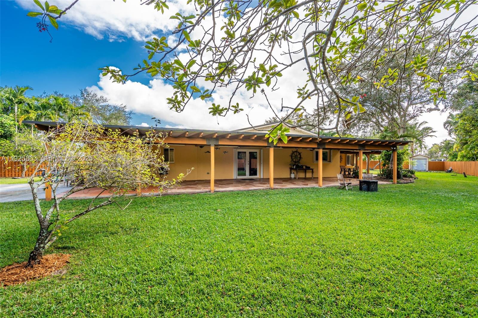 PINE SHORE SEC TWO - Residential