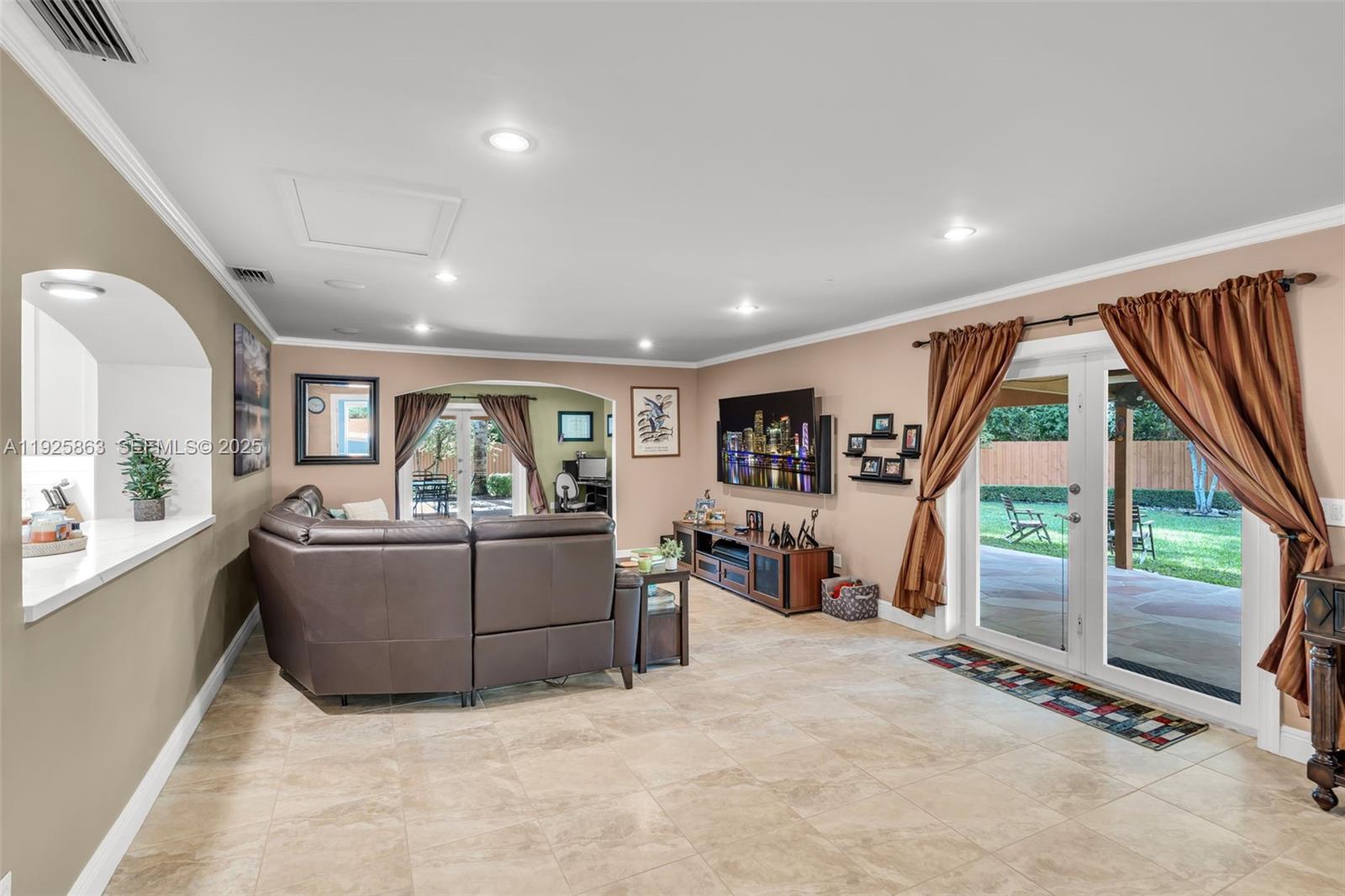 PINE SHORE SEC TWO - Residential