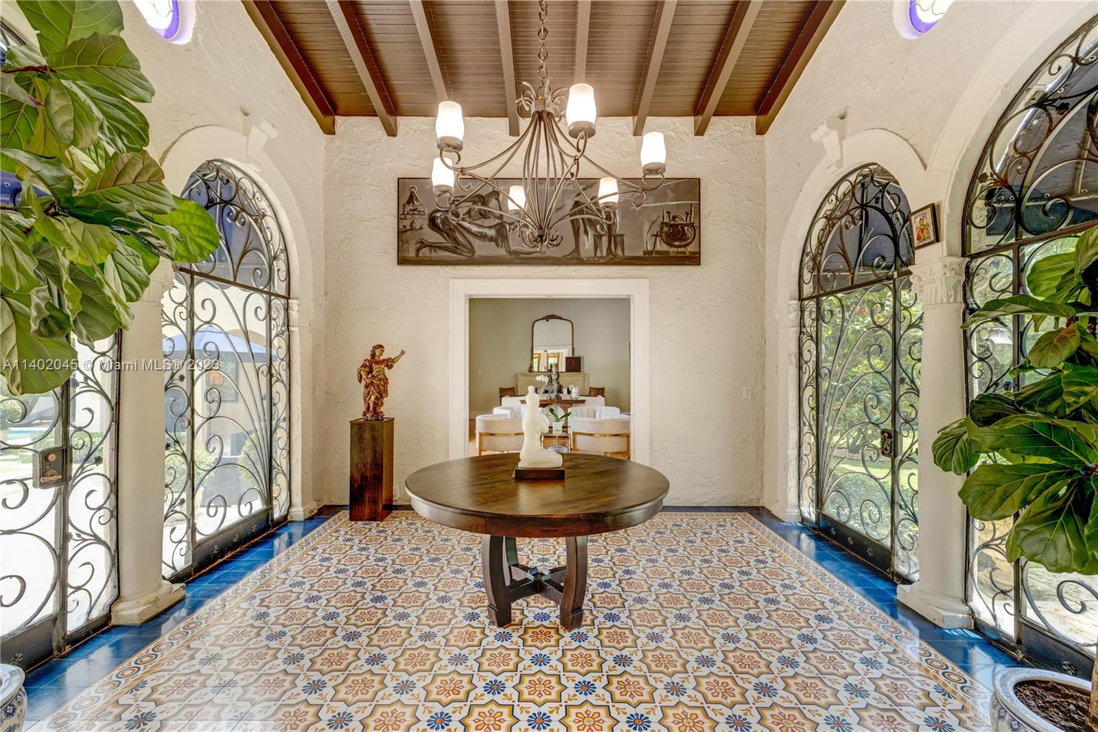 CORAL GABLES SEC E - Residential