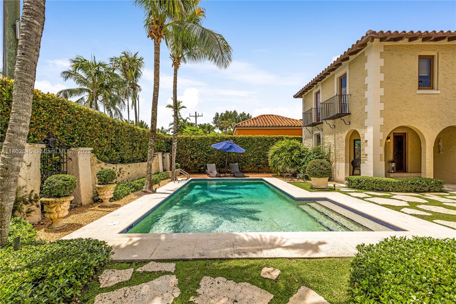 CORAL GABLES SEC E - Residential