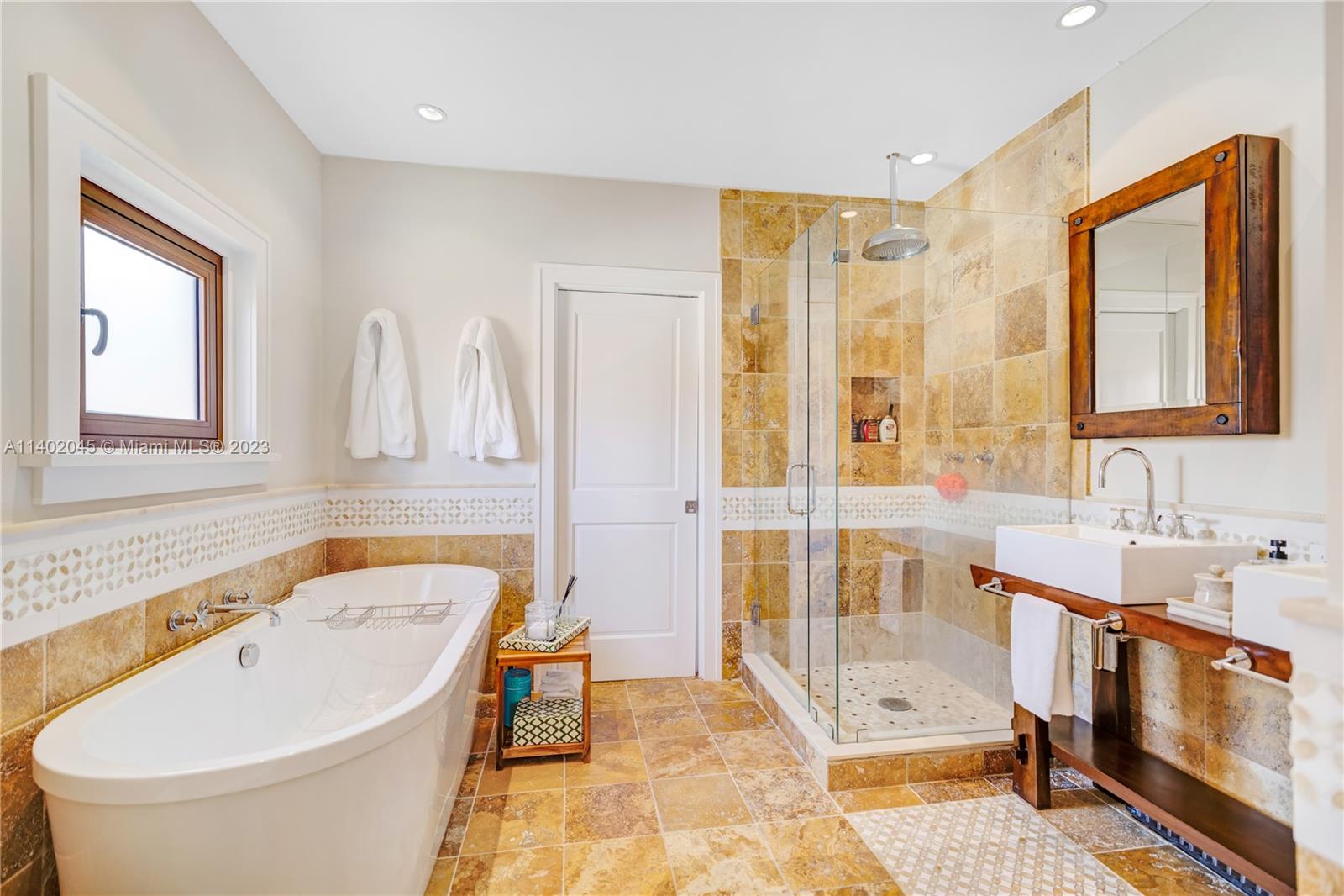 CORAL GABLES SEC E - Residential